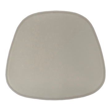 Not reversible Standsard Seat cushion in Basic Select Leather for the Langue chair